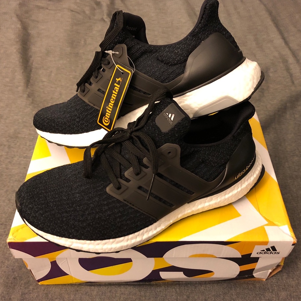 Adidas UltraBoost 3.0 ultra boost wide 8 1/2 Black